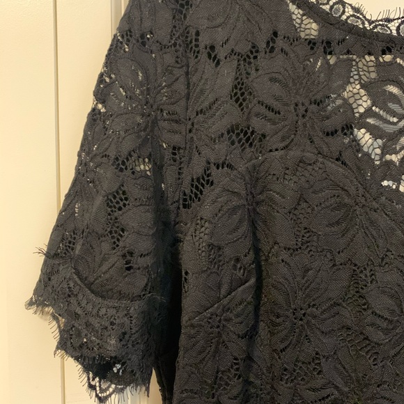 VF Show Dress - Picture 3 of 4